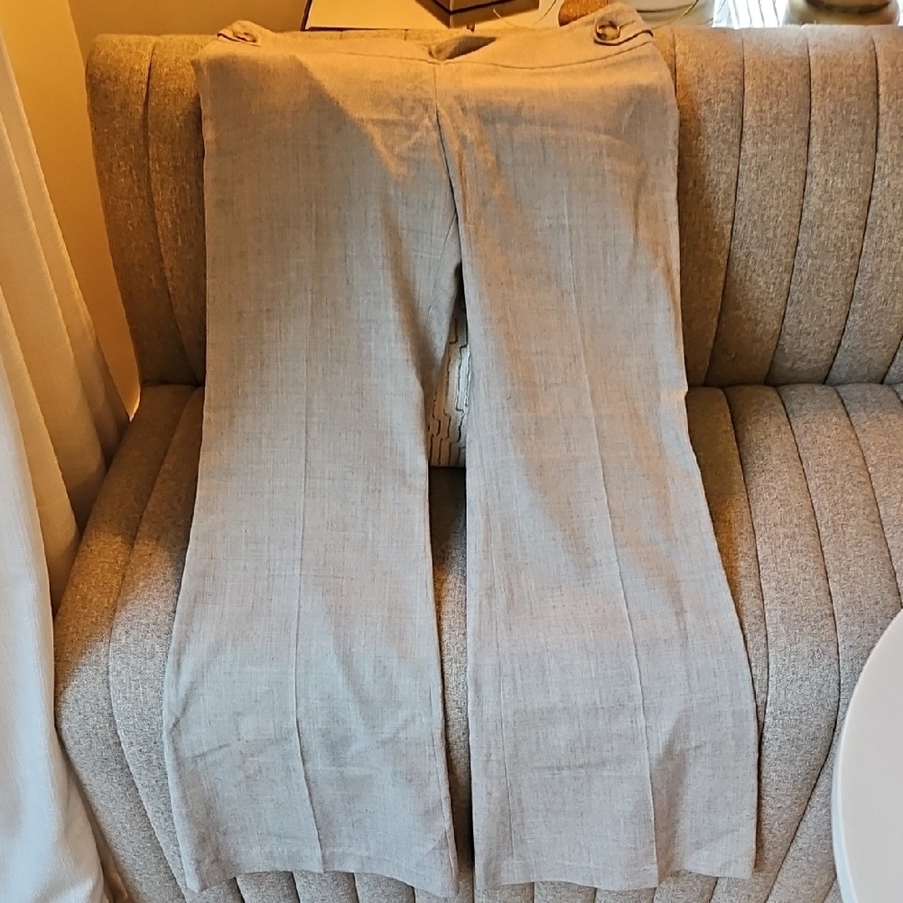 Bouy of New York Women's Beige Pants Size 10